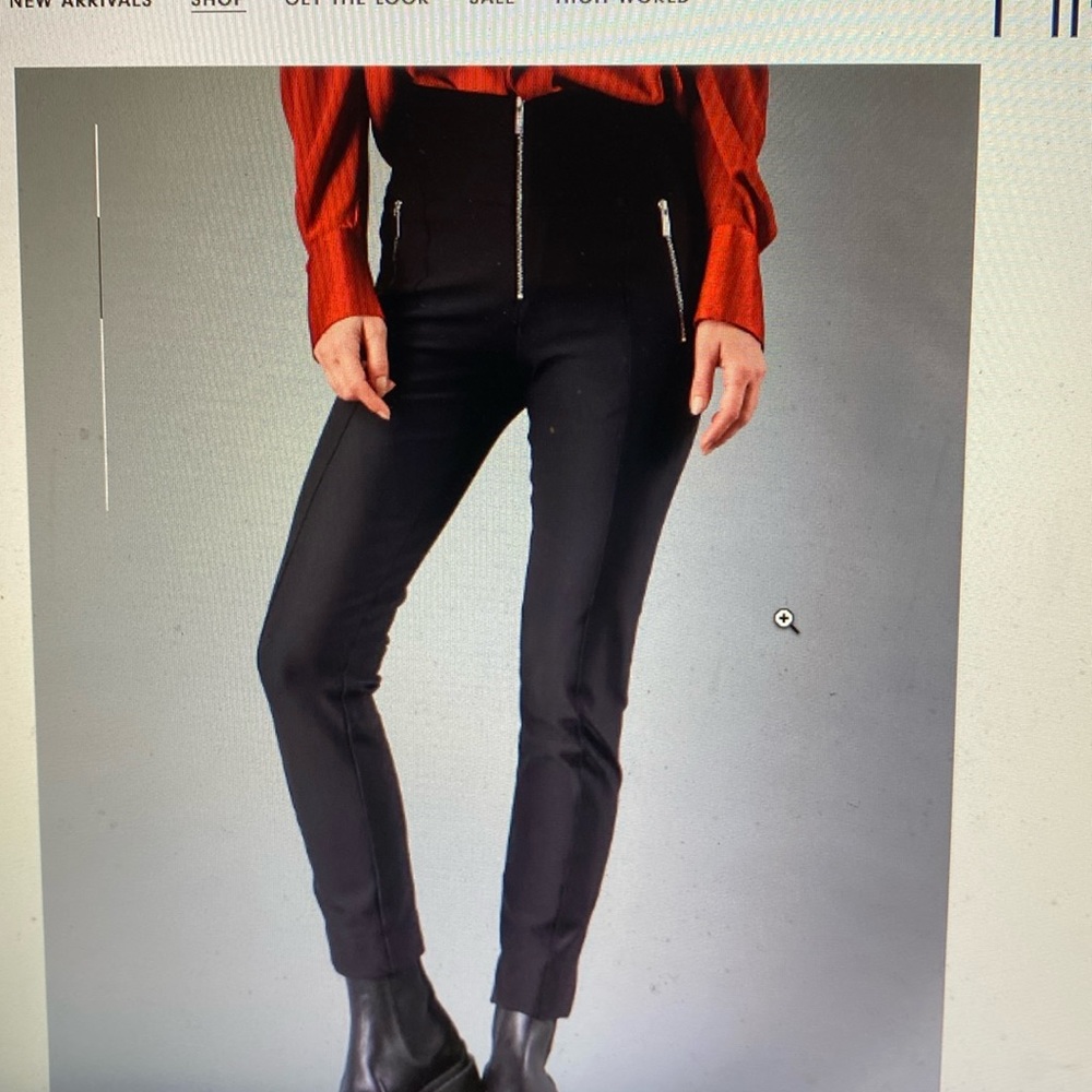 High - Everyday Couture. Style called Minimalist